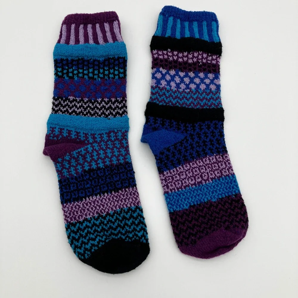 Solmate Socks Raspberry Knitted Crew Socks Small Purple Blue Mismatched USA